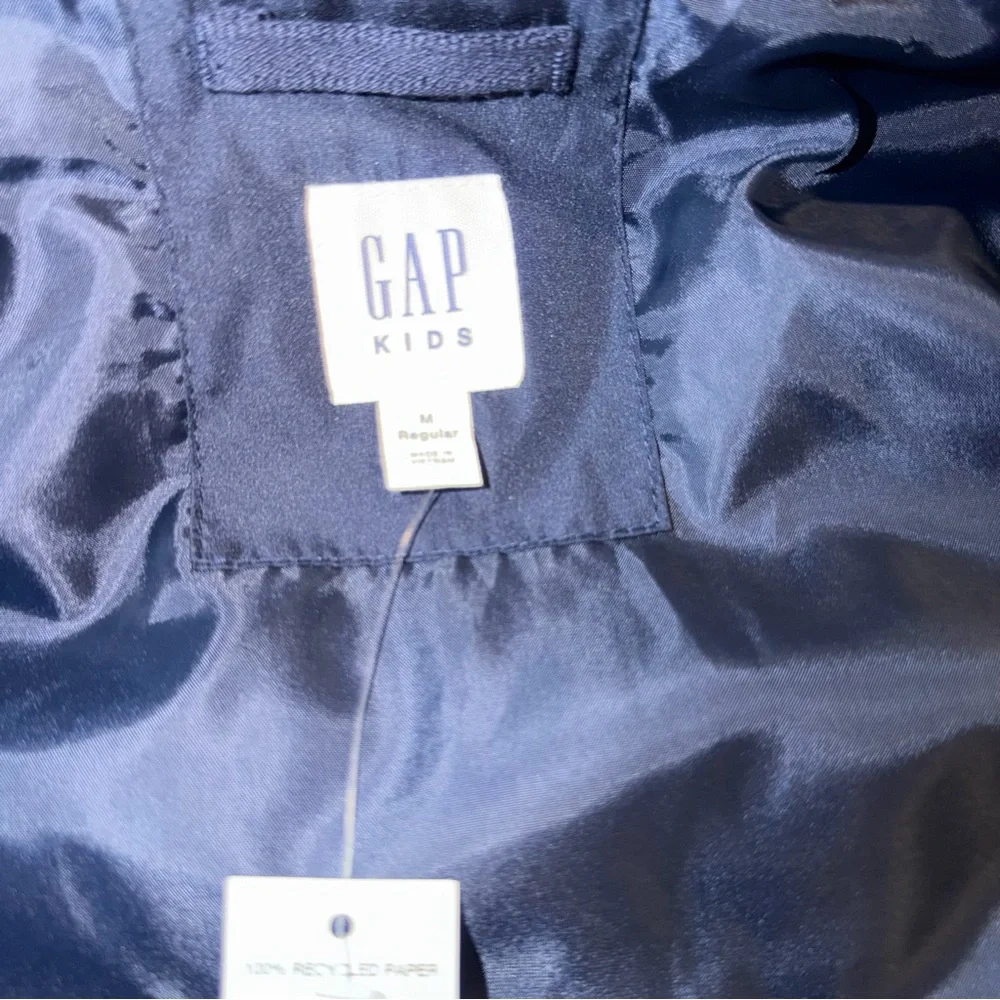 NWT l GAP Kids l Puffer Vest l Size:YM - Picture 8 of 8